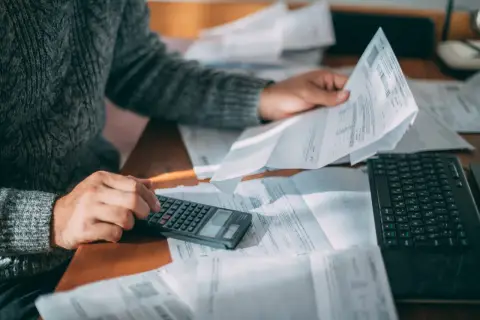Sprzedaż udziału w nieruchomości: Poradnik, jak uniknąć pułapek?