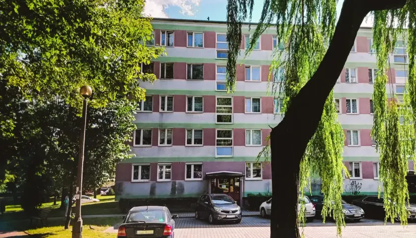 Jak dojechać na Osiedle Złotego Wieku w Krakowie? Poradnik