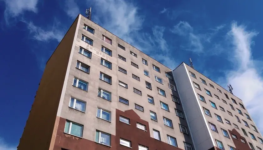 Jak założyć księgę wieczystą dla mieszkania spółdzielczego? Przewodnik