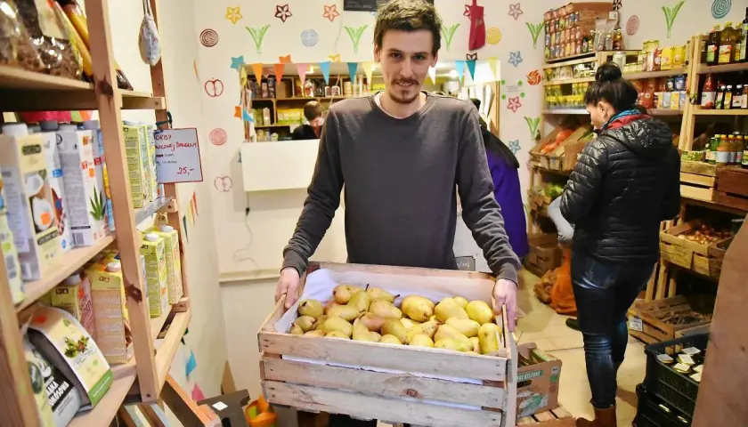 Sklep osiedlowy: Pomysły, koszty, sukces. Jak zacząć?
